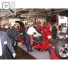 AMITEC 2006 in Leipzig STAHLGRUBER widmete eine ganze Front des Messestandes dem Thema des professionellen Reifen- und Rderservices.  