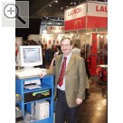 AMITEC 2006 in Leipzig Mario Warkowski, im Vertrieb bei BEISSBARTH, am neuen Achsmesscomputer microline 1800.  