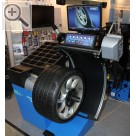Impressionen von der CARAT Leistungsmesse 2011 HOFMANN geodyna optima 2 Reifendiagnose- und Wuchmaschine für den High Performance Reifen- und Fahrwerkservice.  