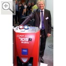 TROST Schau 2015 Werner Arpogaus am neuen TEXA Klimaservicegerät 705R OFF ROAD.  