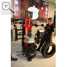 autopromotec 2015 NEU auf der Autopromotec 2015 - CORGHI Oberklasse Reifenmontiermaschine mit Rad- und Reifendiagnose - CORGHI Uniformity. Corghi 