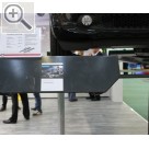 Impressionen von  der Automechanika 2016. NEU: JAB Stempelbühne TwinRam 350 A/N in Mercedes Ausführung.  