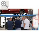 Automechanika Frankfurt 2018 Hasan Bayram gibt Informationen zur extra langen Fahrschinenbühne. Ravaglioli 