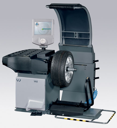 Radwuchtmaschine - Modell MT 885 VAS Ausführung 