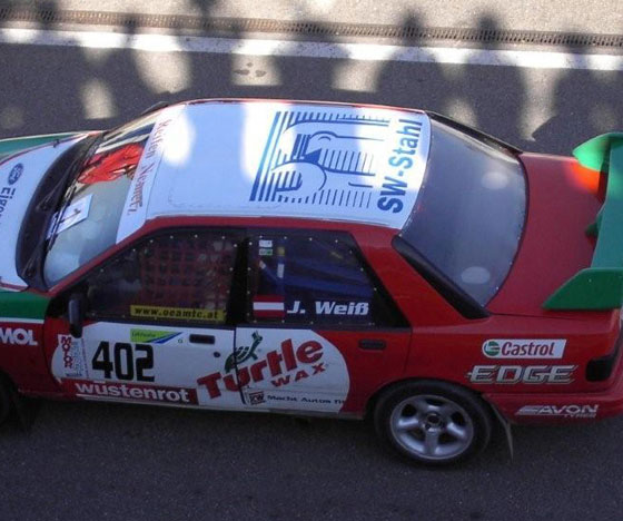 Das aktuelle Fahrzeug von Jürgen Weiß - mit dem prägnanten SW-Stahl Logo. Mit 410 PS/550 NM auf dem Weg zum nächsten Erfolg.